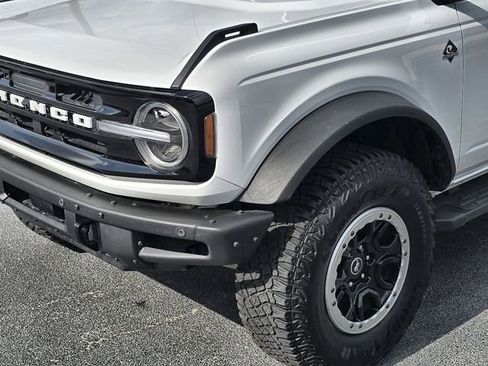 Used 2021 Ford Bronco Outer Banks w/ Sasquatch Package image 10