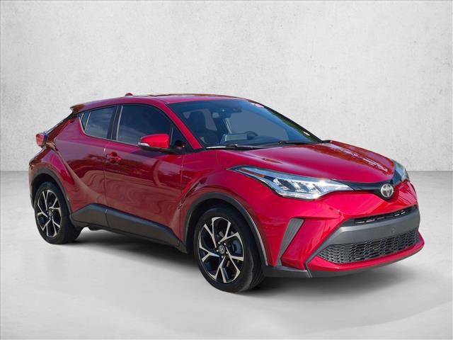 Used 2020 Toyota C-HR XLE FWD image 3