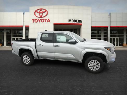 New 2025 Toyota Tacoma SR5 image 27