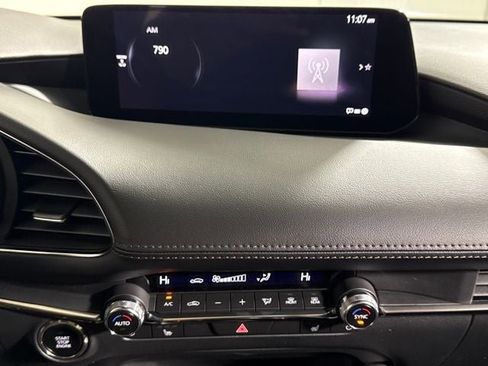 New 2026 MAZDA MAZDA3 Hatchback w/Premium Plus Pkg image 20