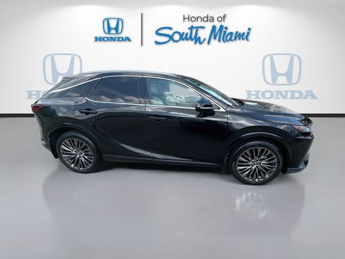 Used 2024 Lexus RX 350 AWD w/ Convenience Package image 8
