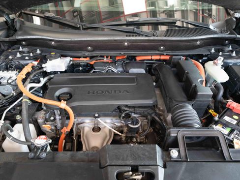 Used 2023 Honda CR-V Sport Touring image 32