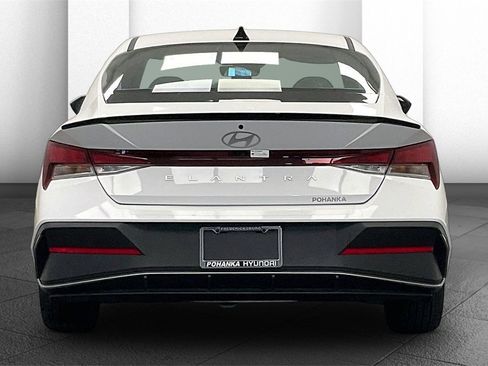 Certified 2025 Hyundai Elantra Sport w/ Cargo Package image 3