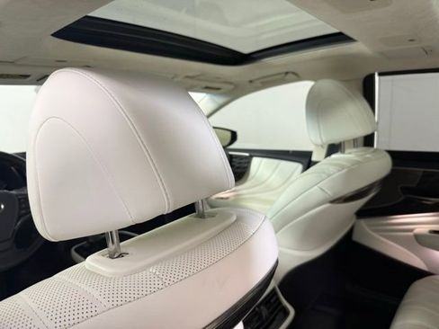 Used 2022 Lexus LS 500 w/ Luxury Package image 24