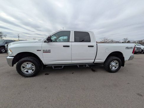 Used 2016 RAM 2500 Tradesman w/ Chrome Appearance Group AWD/4WD image 2