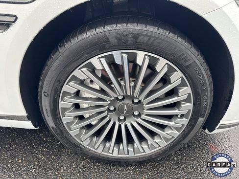 Used 2024 Genesis G80 image 9