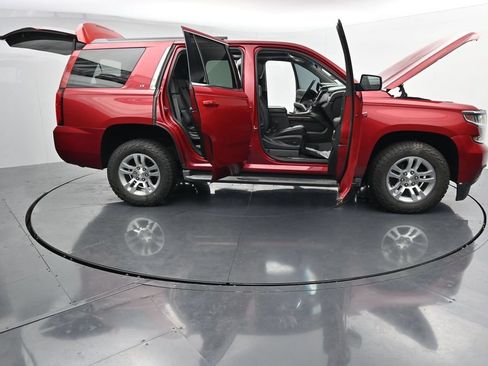 Used 2015 Chevrolet Tahoe LT w/ Luxury Package AWD/4WD image 43