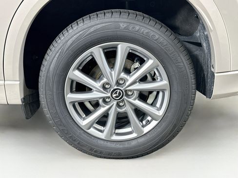 Used 2025 MAZDA CX-5 AWD 2.5 S w/ Select Package image 11
