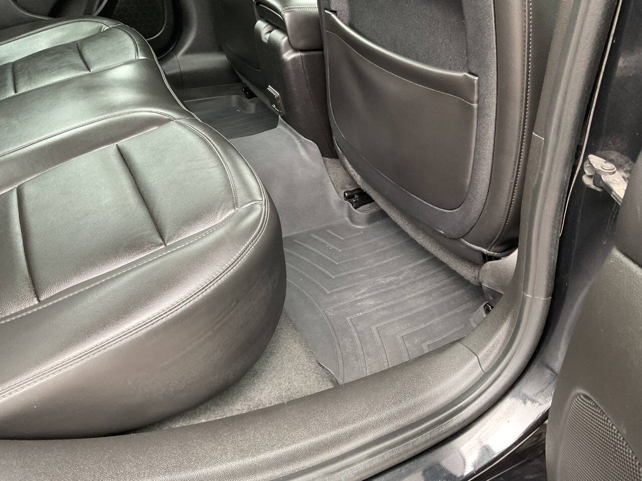 Used 2013 Chevrolet Malibu LTZ FWD image 38