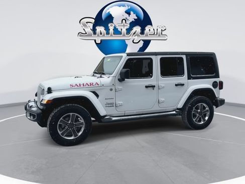 Used 2021 Jeep Wrangler Unlimited Sahara AWD/4WD image 5
