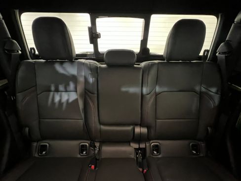 New 2025 Jeep Gladiator Rubicon image 24