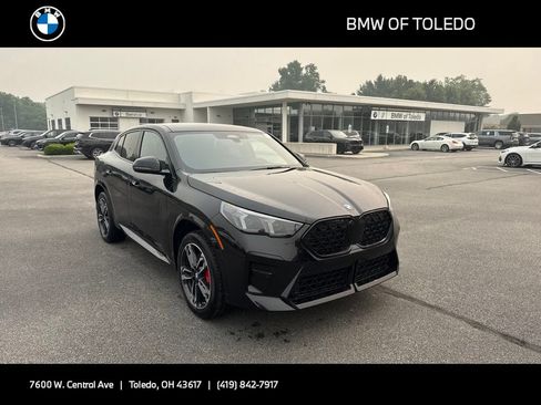 New 2026 BMW X2 xDrive28i w/ Technology Package AWD/4WD image 1