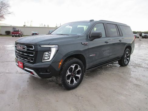 New 2026 GMC Yukon XL AT4 w/ AT4 Premium Plus Package image 8