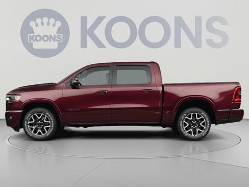 Used 2025 RAM 1500 Laramie AWD/4WD image 2