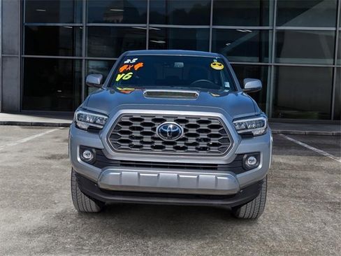 Used 2023 Toyota Tacoma TRD Sport image 4