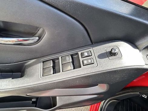 Used 2022 Nissan Frontier SV RWD image 13