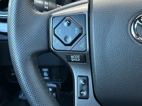 Used 2023 Toyota Tacoma TRD Off-Road w/ Technology Package AWD/4WD image 25