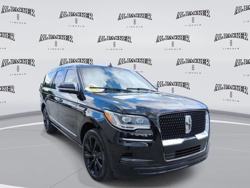 Used 2022 Lincoln Navigator L Reserve AWD/4WD image 7