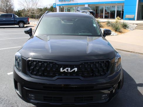 Used 2024 Kia Telluride SX X-Pro AWD/4WD image 3