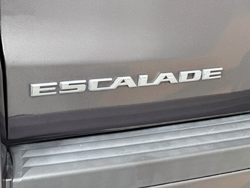 Used 2017 Cadillac Escalade ESV Premium Luxury AWD/4WD image 11