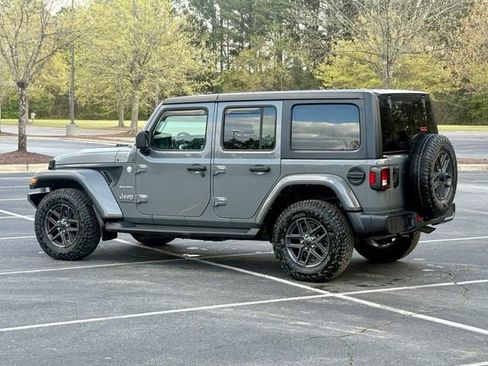 Used 2023 Jeep Wrangler Sahara image 4
