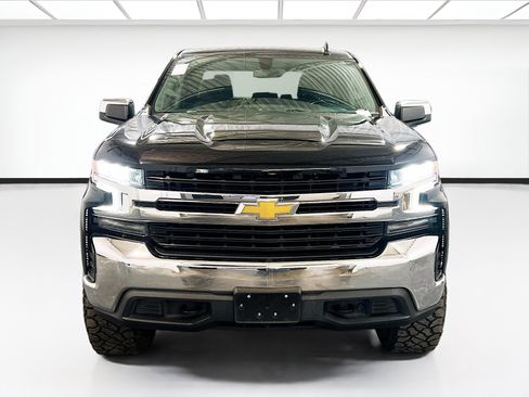 Used 2022 Chevrolet Silverado 1500 LT AWD/4WD image 2