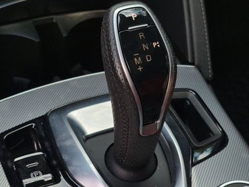 Used 2024 Alfa Romeo Stelvio Veloce AWD/4WD image 15