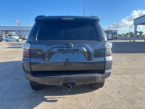 Used 2022 Toyota 4Runner SR5 Premium AWD/4WD image 6
