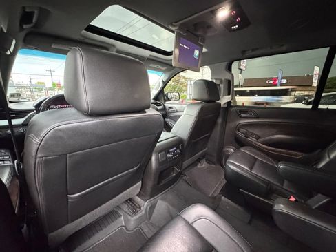 Used 2019 Chevrolet Suburban LT AWD/4WD image 29