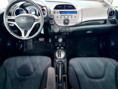 Used 2010 Honda Fit Sport image 17