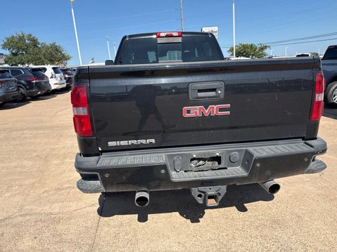 Used 2015 GMC Sierra 2500 Denali w/ Driver Alert Package AWD/4WD image 6