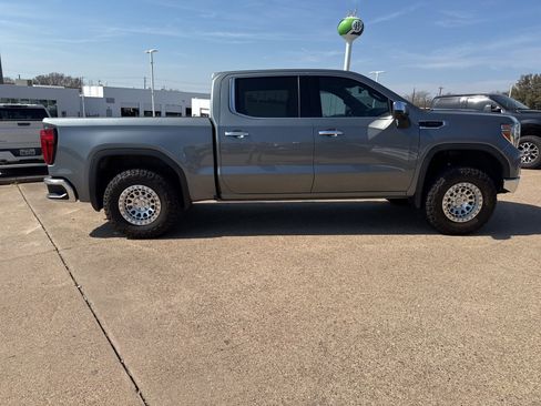 Used 2020 GMC Sierra 1500 SLT image 8