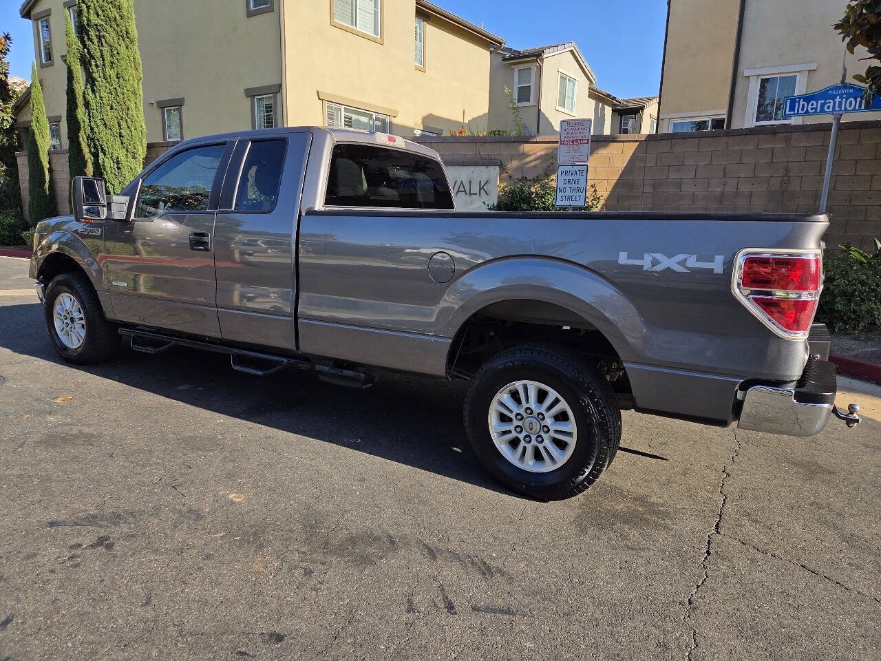 Used 2014 Ford F150 XLT AWD/4WD image 2