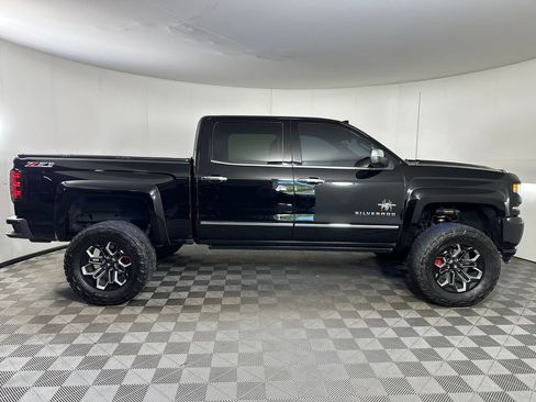 Used 2017 Chevrolet Silverado 1500 LTZ Z71 w/ LTZ Plus Package AWD/4WD image 6