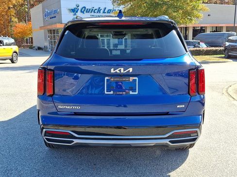 Used 2023 Kia Sorento SX image 5