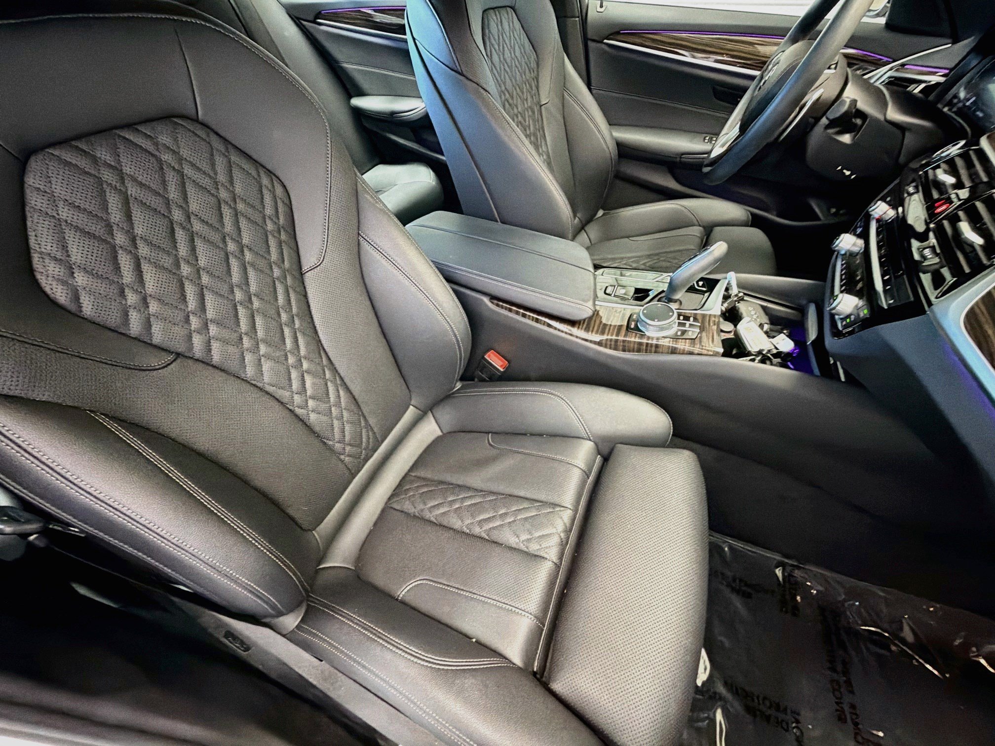 Used 2022 BMW 530i w/ M Sport Package RWD image 15