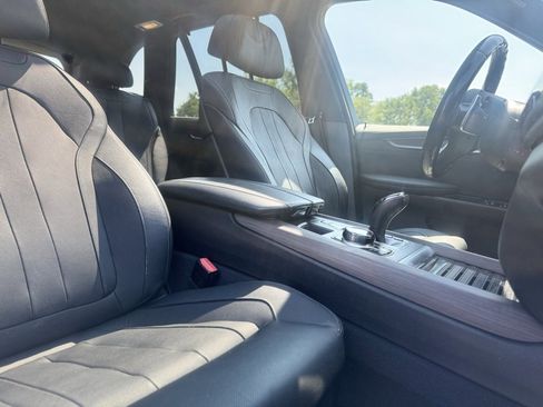 Used 2018 BMW X5 xDrive50i image 12
