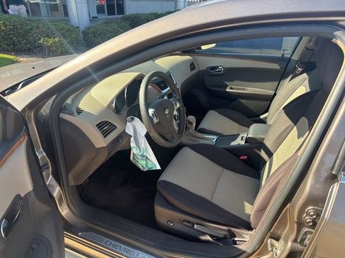 Used 2012 Chevrolet Malibu LT w/ Power Convenience Package FWD image 10