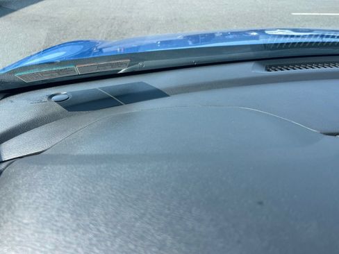 Used 2025 Nissan Sentra SV FWD image 33