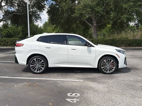 New 2026 BMW X2 xDrive28i w/ Technology Package AWD/4WD image 3
