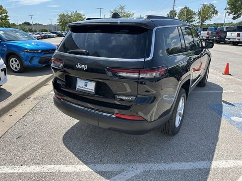 New 2025 Jeep Grand Cherokee L Laredo w/ Luxury Tech Group I AWD/4WD image 28