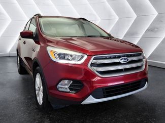 Used 2017 Ford Escape SE w/ Equipment Group 201A video 1