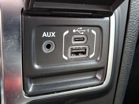 Certified 2021 Jeep Wrangler Sport S image 25