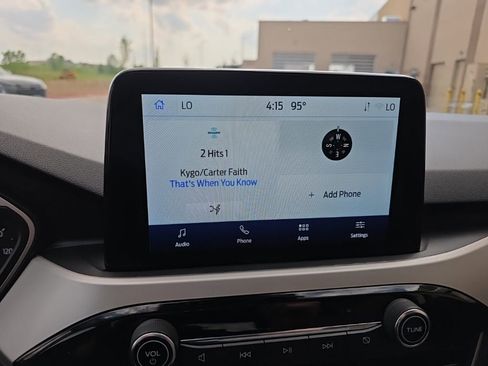 Used 2022 Ford Escape SE FWD image 13