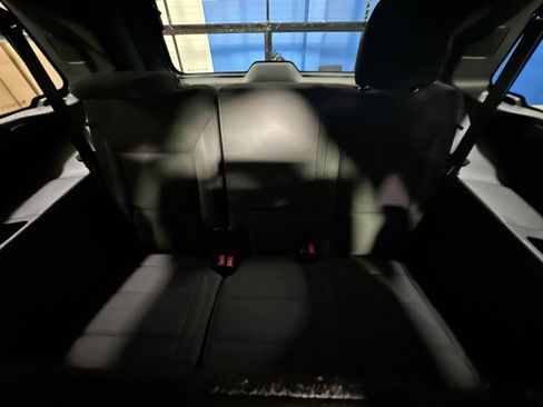 Used 2022 Chevrolet Tahoe LS image 31