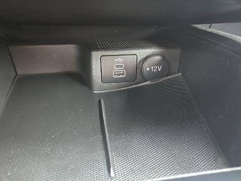 Used 2025 Ford Escape Active AWD/4WD image 19