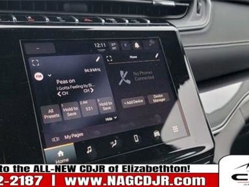 New 2022 Jeep Grand Cherokee L Laredo w/ Luxury Tech Group I image 13