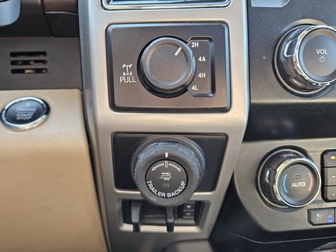 Used 2020 Ford F150 Lariat image 22