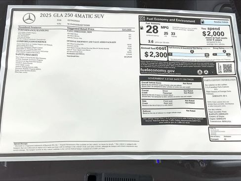 New 2025 Mercedes-Benz GLA 250 4MATIC image 17