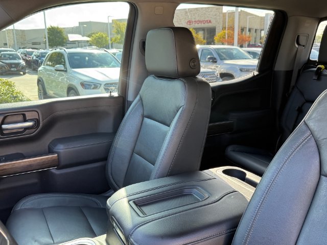 Used 2020 Chevrolet Silverado 1500 LT Trail Boss w/ Midnight Edition AWD/4WD image 14